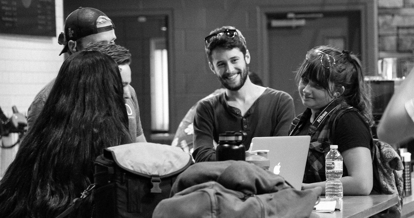 Colab-1402×739 Creative Internship